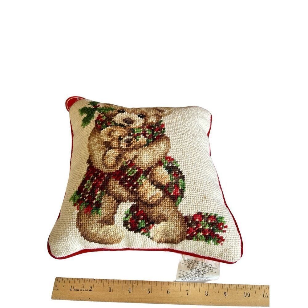 Tapestry‎ Christmas bear pillow 10x10